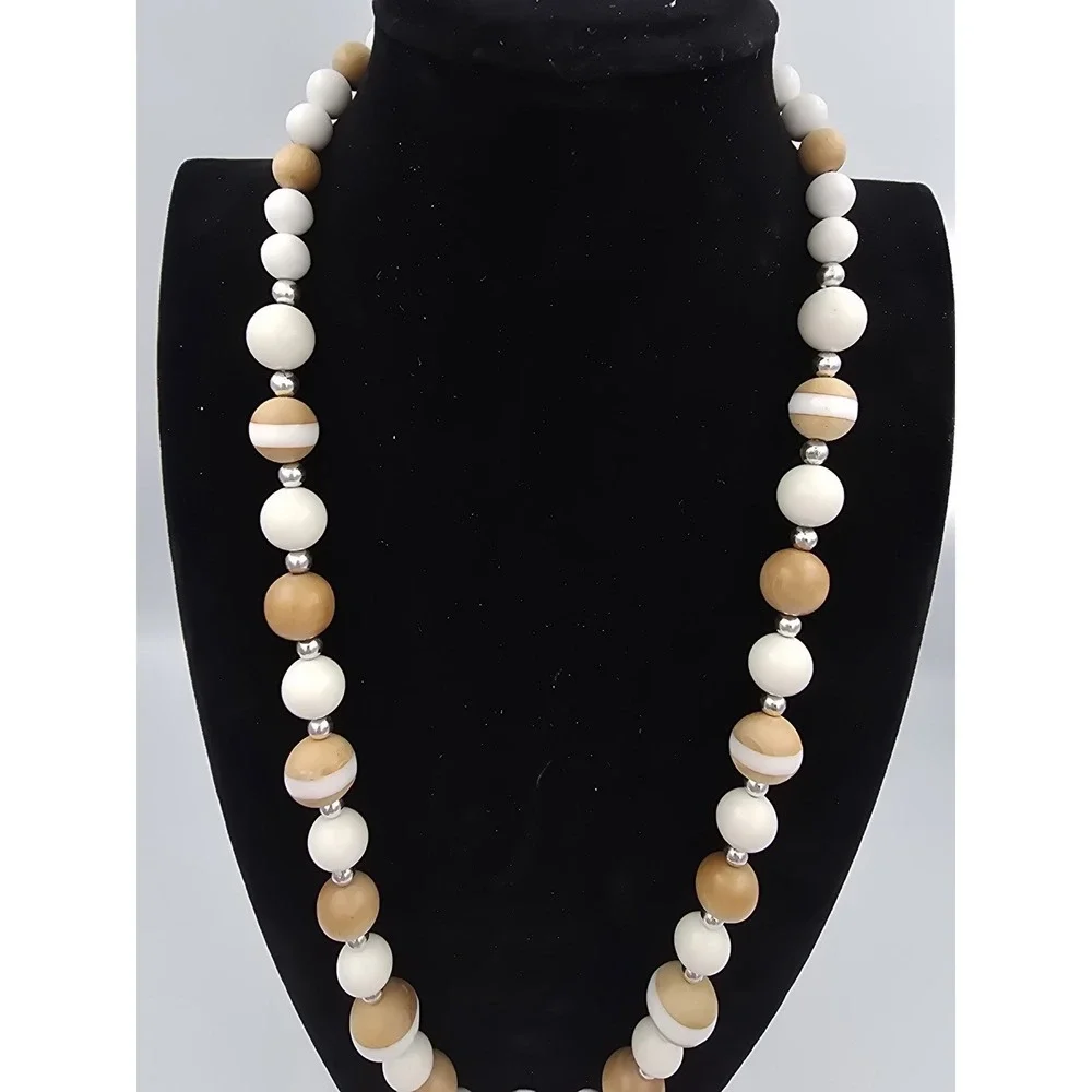 Vintage Wood & White Beaded Necklace Long Statement‎ Jewelry Silver Tone Clasp